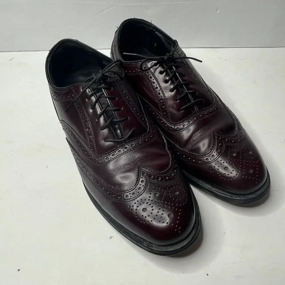 The Florsheim Shoe Burgundy Leather Full Brogue Dress Shoes Mens Size 6.5 D
